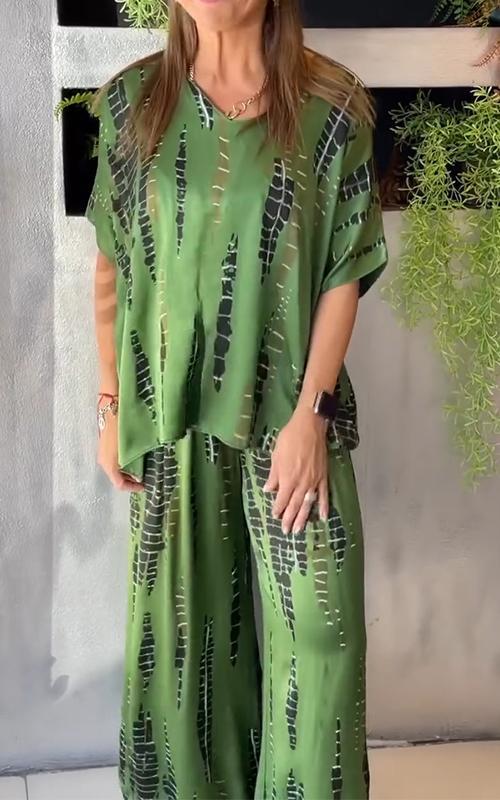 Iria - Casual Satin Crew Neck Set